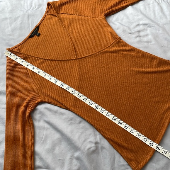 Banana Republic women’s long sleeve rib knit top faux wrap front | size M - Picture 6 of 8